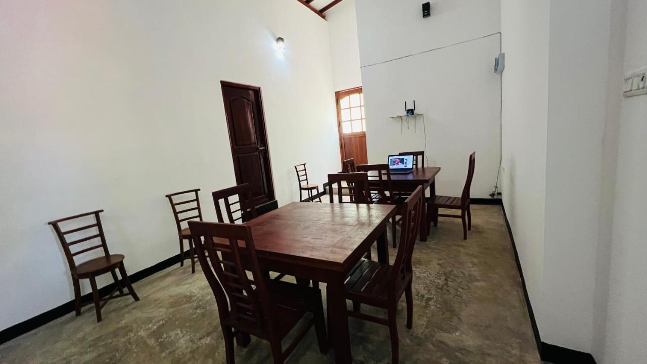 Apartamento Sigiriya Rock Elephant Corridor Exterior foto